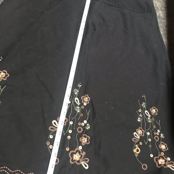 Size 12 embroidered skirt Denver Hayes - Picture 4 of 4